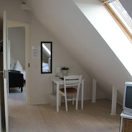 Munkebjerg Bed & Breakfast 3*