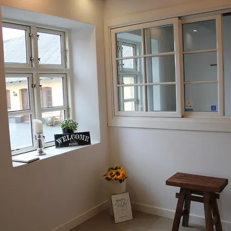 Munkebjerg Bed & Breakfast 3*